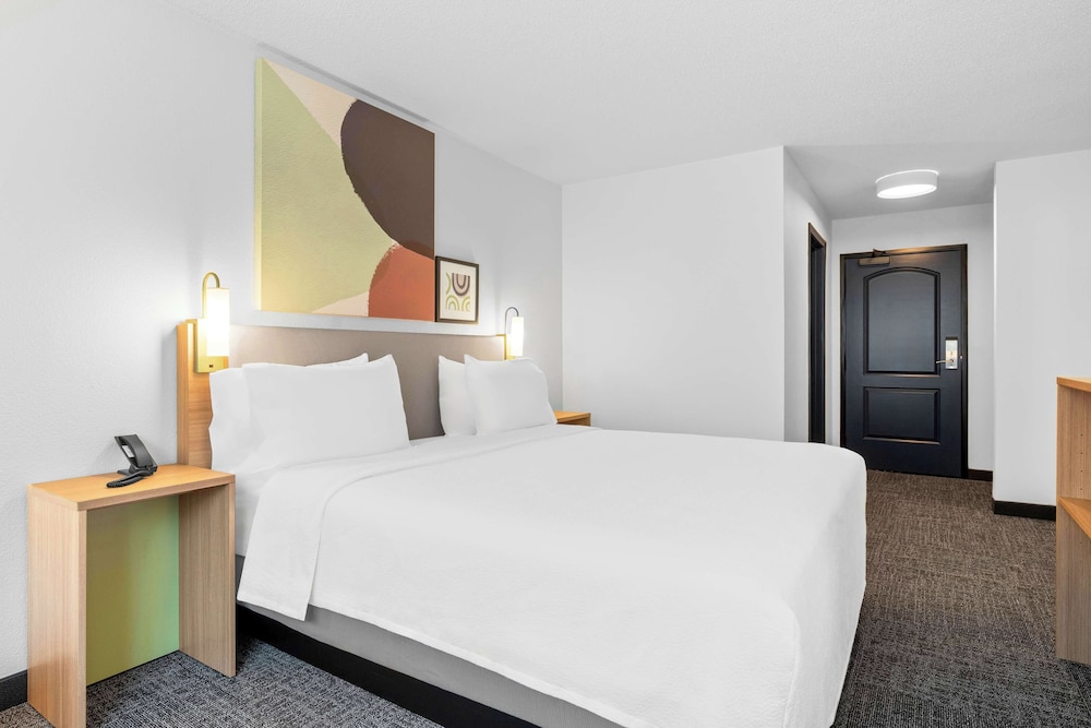 Spark by Hilton Modesto - photo 11