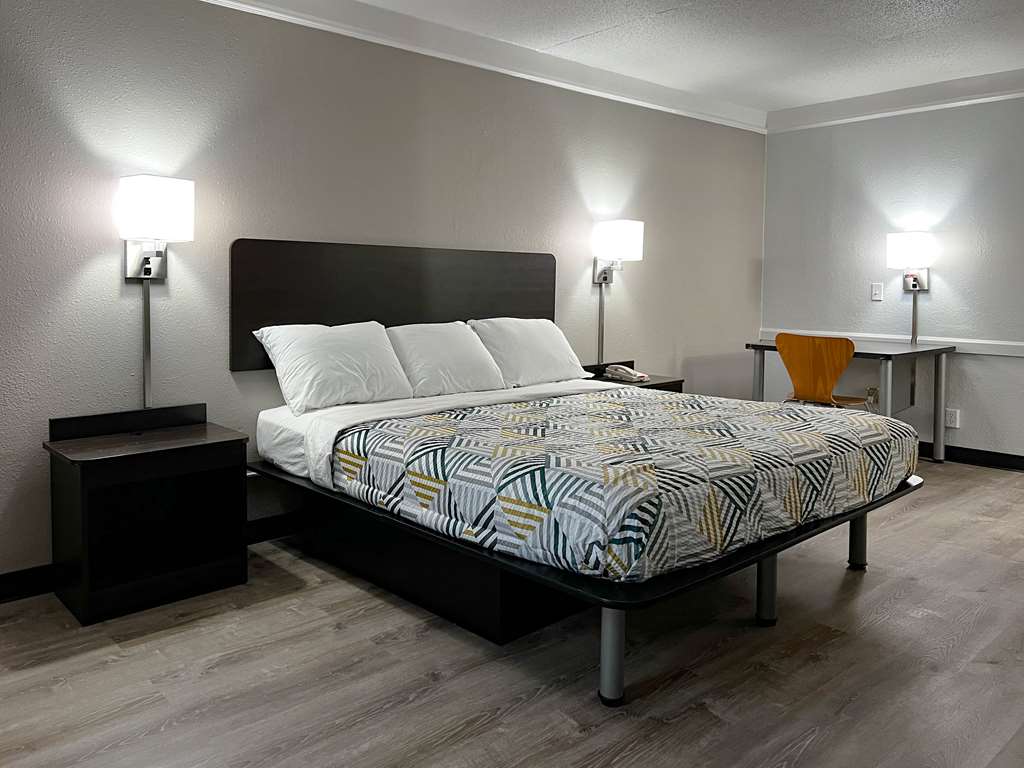 Motel 6 Hazelwood - photo 14