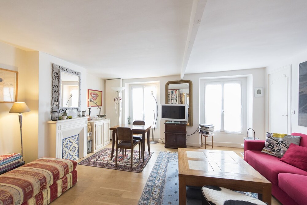 Batignolles Balcony — 4-Star Luxury Hotel in Paris, France