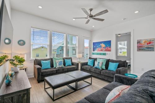 Oceans 20 in Navarre, United States