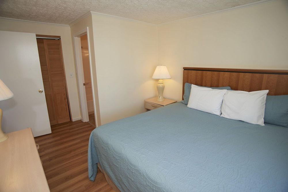 Marguerite Motel - photo 14