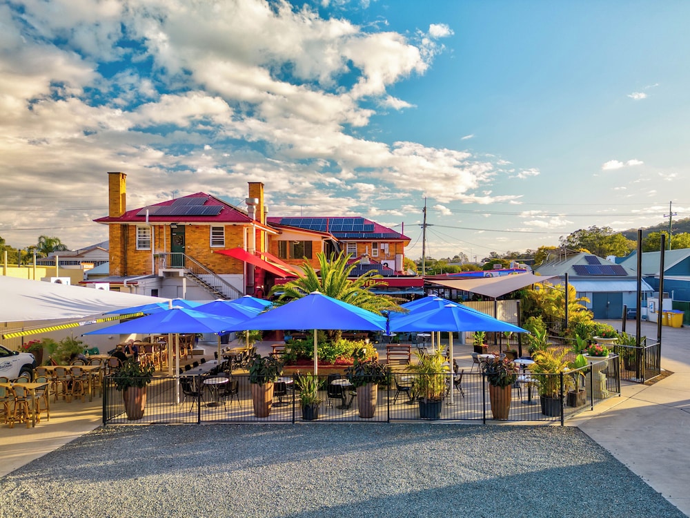 Esk Grand Hotel — hotel in Esk