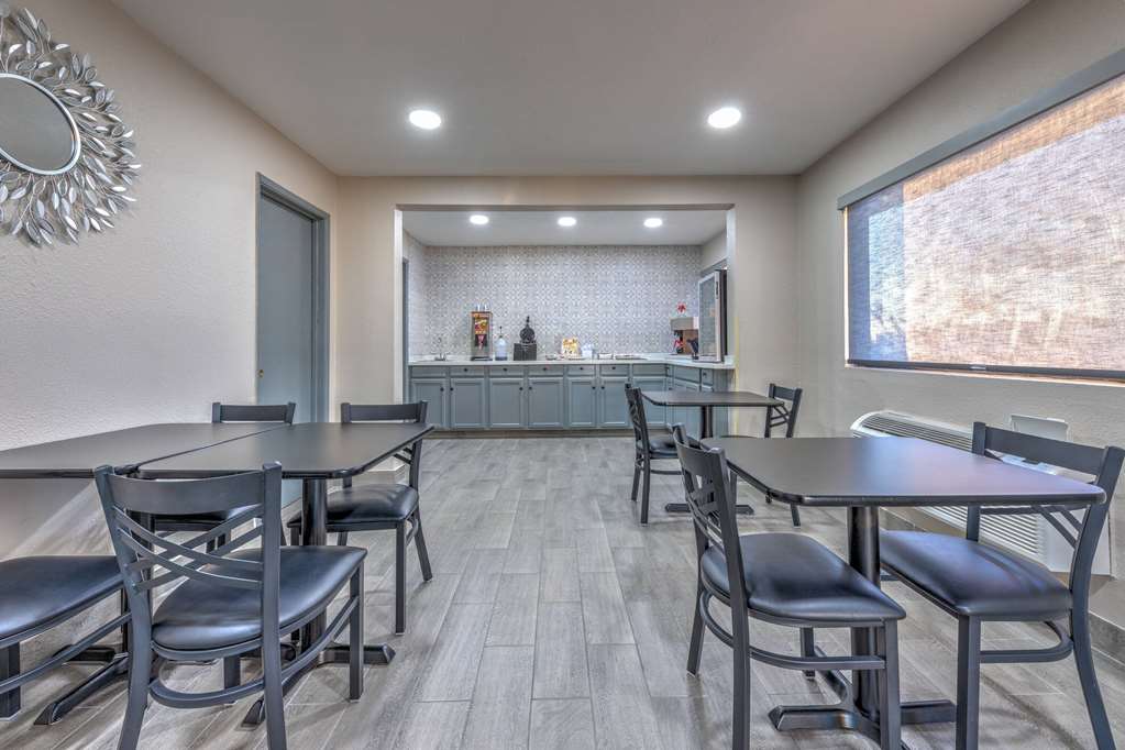 Days Inn by Wyndham Wichita Falls - photo 24