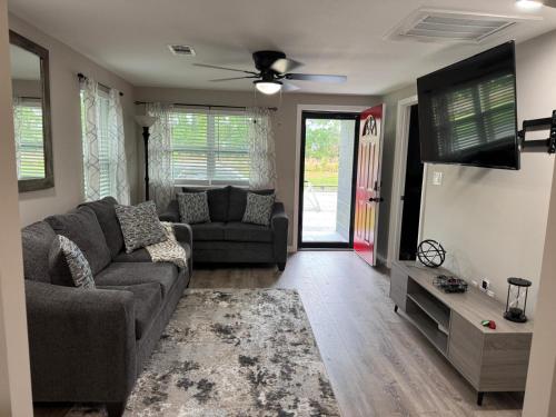 Mae’s Place in Savannah, United States