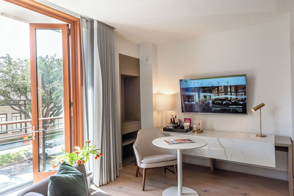 La Colombe d'Or Hotel - photo 36