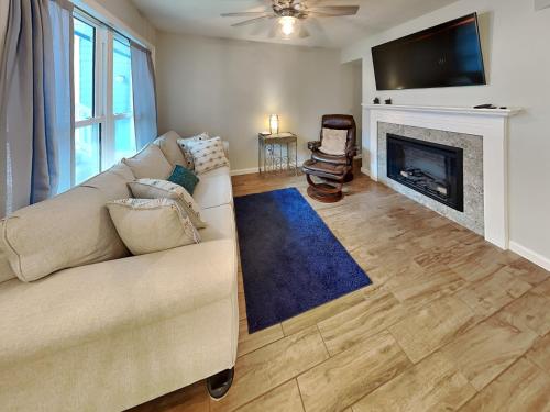 Palms At Cove View 1303 Relaxing Palms — 4-Star Luxury Hotel in Galveston, United States