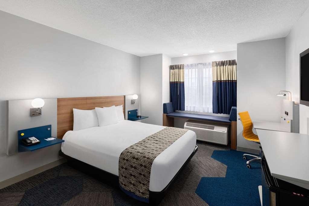 Microtel Inn by Wyndham Bowling Green - photo 15