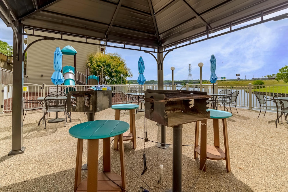 Lakewood Resort by EVRentals - photo 47