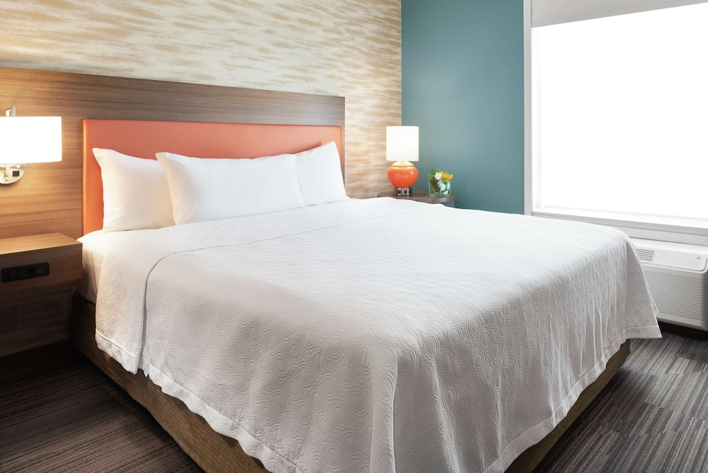 Home2 Suites by Hilton Bismarck - photo 6