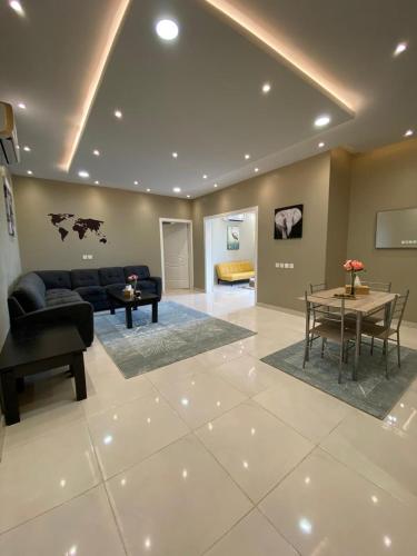A 369 مقابل الراشد مول — 4-Star Luxury Hotel in Abha, Saudi Arabia