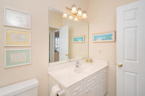 A Bit O'Heaven by Oak Island Accommodations - photo 43