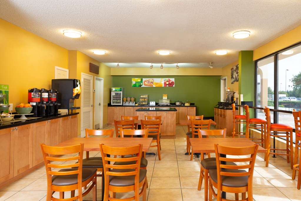 Quality Inn at Arlington Highlands - photo 47
