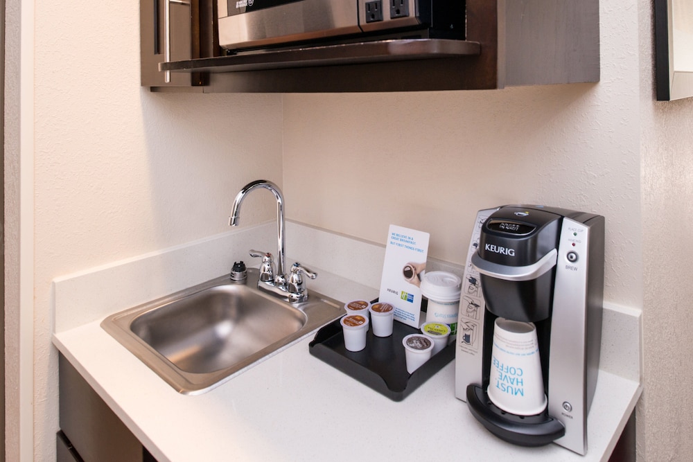 Holiday Inn Express Hotel & Suites Monroe - photo 31