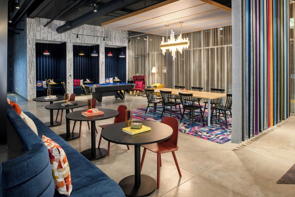 Aloft Sacramento Airport Natomas - photo 4