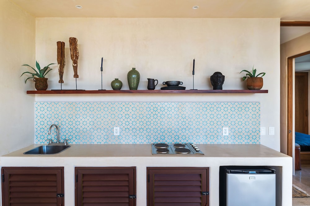 Private kitchenette