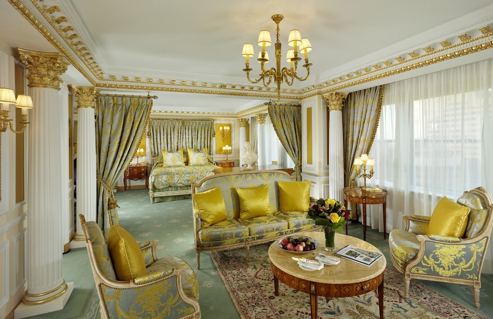 The Towers at Lotte New York Palace - photo 10