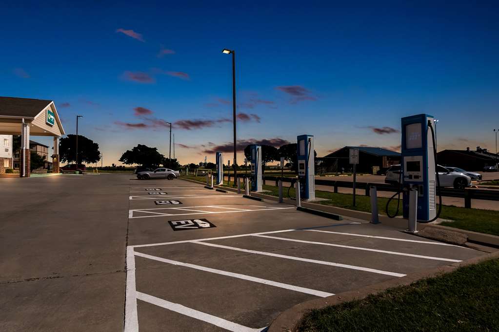 SureStay by Best Western Blackwell - photo 2