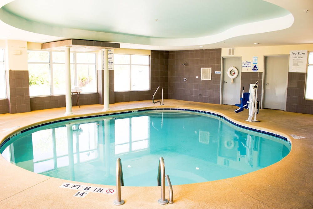 Holiday Inn Express Hotel & Suites Havelock NW N - photo 13