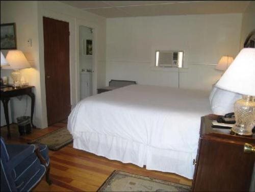 Baits Motel - featured photo