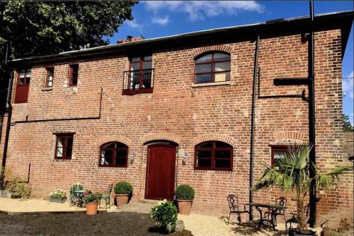 Evelith Manor Barns — 4-Star Luxury Hotel in Shifnal, United Kingdom