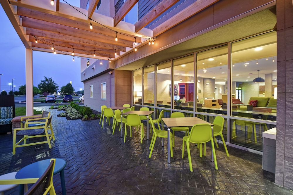 Home2 Suites by Hilton Terre Haute - photo 40