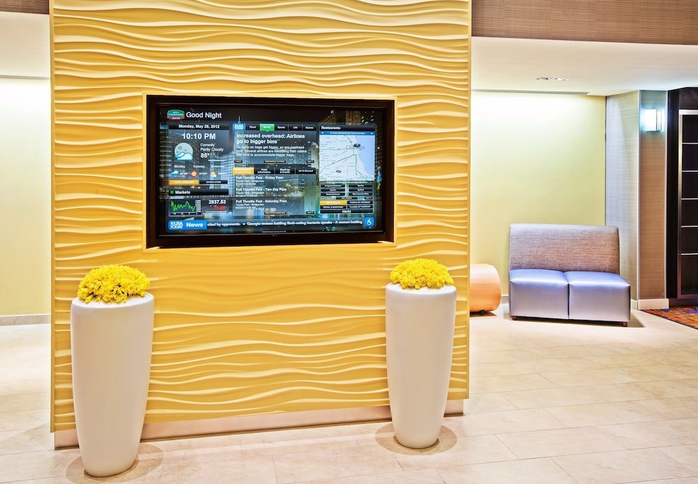 Courtyard by Marriott Chicago Midway Airport - photo 2