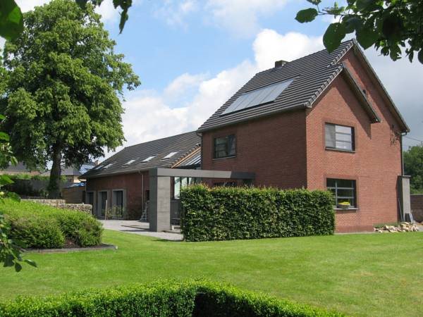 B&B Bed and Beyond — 4-Star Luxury Hotel in Opglabbeek, Belgium