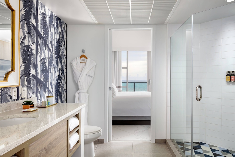 Cadillac Hotel & Beach Club Autograph Collection - photo 38