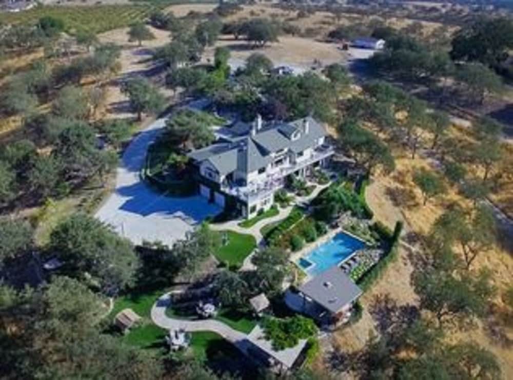 High Ridge Manor - photo 32