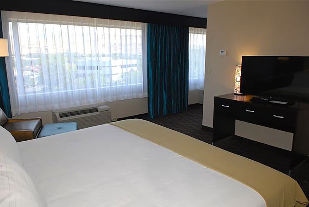Holiday Inn Express Boise University Area by IHG - photo 9