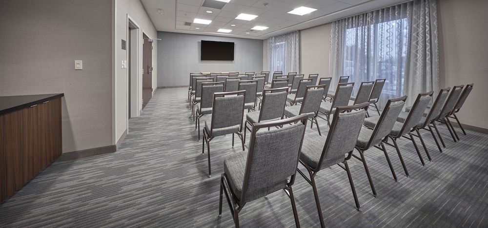 Fairfield Inn & Suites by Marriott Grand Mound Centralia - photo 32