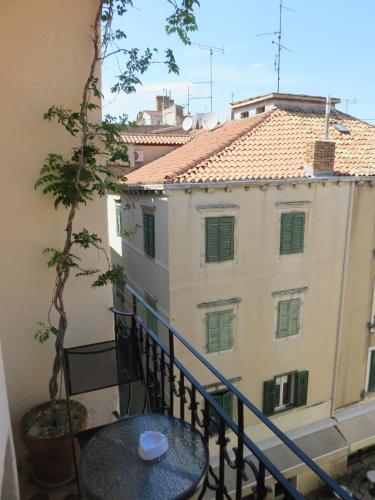 Apartment Barbara Bojana — 4-Star Luxury Hotel in Sibenik, Croatia