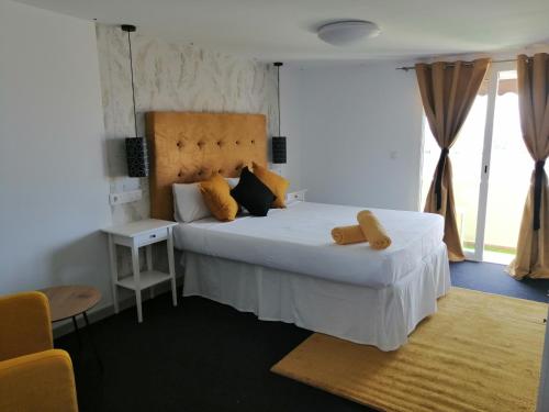 Chabela's water wall - last minute hotel in Unknown City