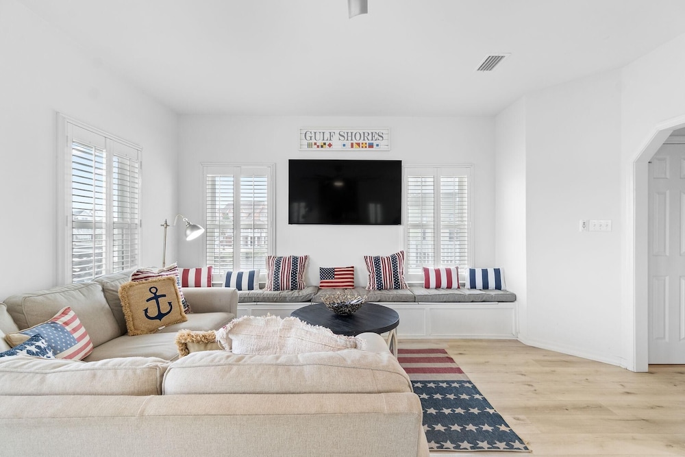 Red White and Beach - photo 53