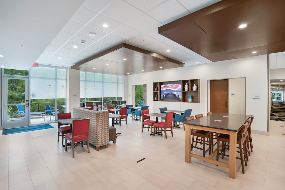 Holiday Inn Express Jacksonville South Bartram Prk - photo 10
