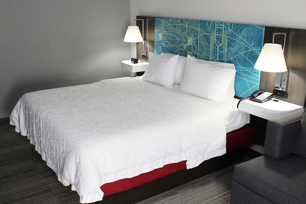 Hampton Inn Richmond - photo 7