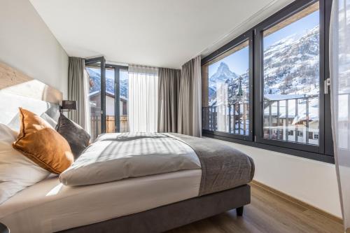 Haus zur Brücke — 4-Star Luxury Hotel in Zermatt, Switzerland