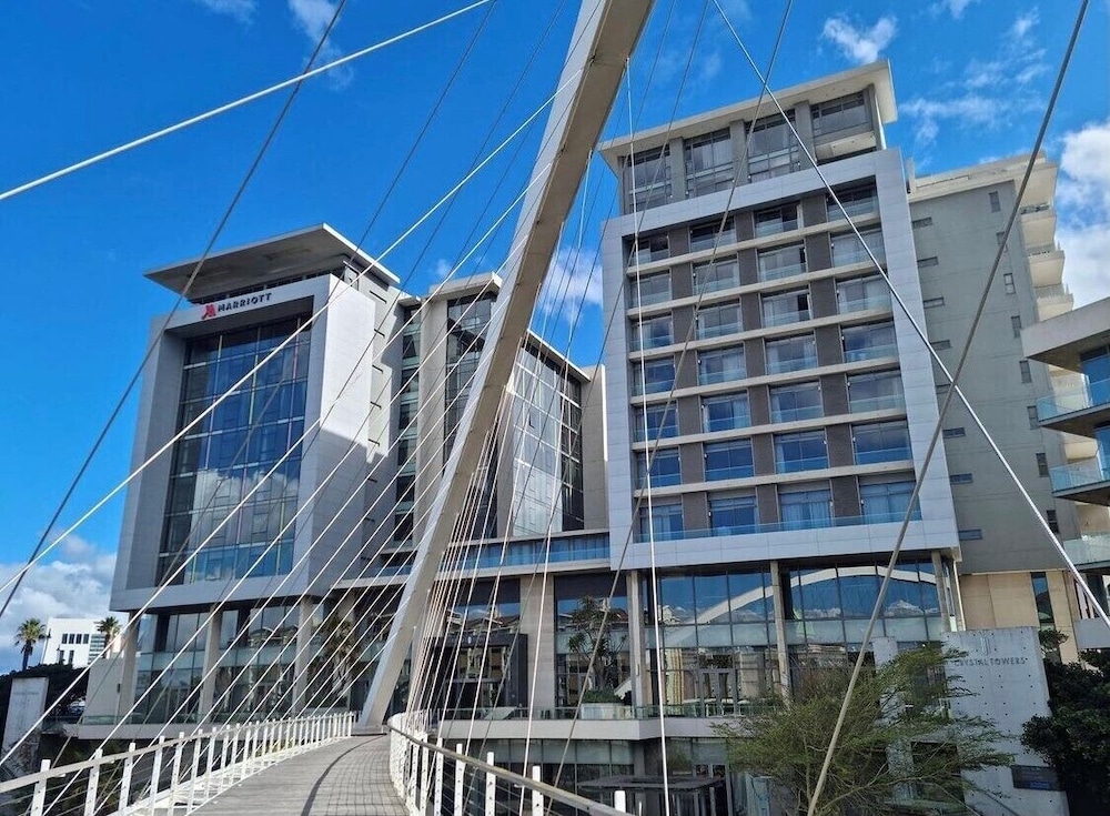 Century Club Luxury Apartment Hotels — 4-Star Luxury Hotel in Cape Town, South Africa