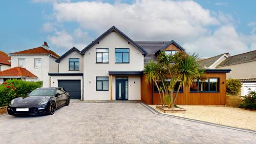 105 The Beach House — 4-Star Luxury Hotel in Llandudno, United Kingdom
