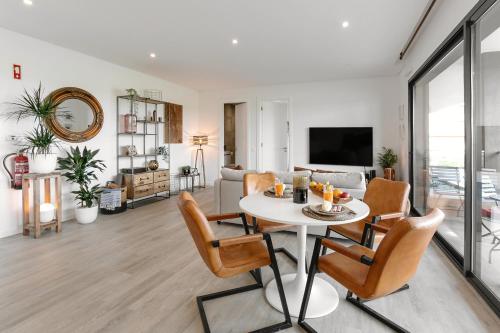 Casa Nascer do Sol — 4-Star Luxury Hotel in Atouguia Da Baleia, Portugal
