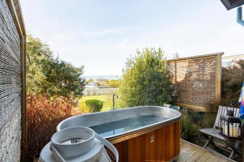 Pura Vida by the Sea in Riverton, New Zealand