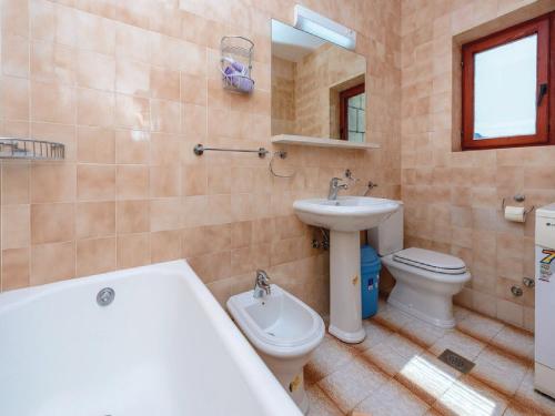 Villa Anka Five Bedroom Villa with Terrace and Swimming Pool