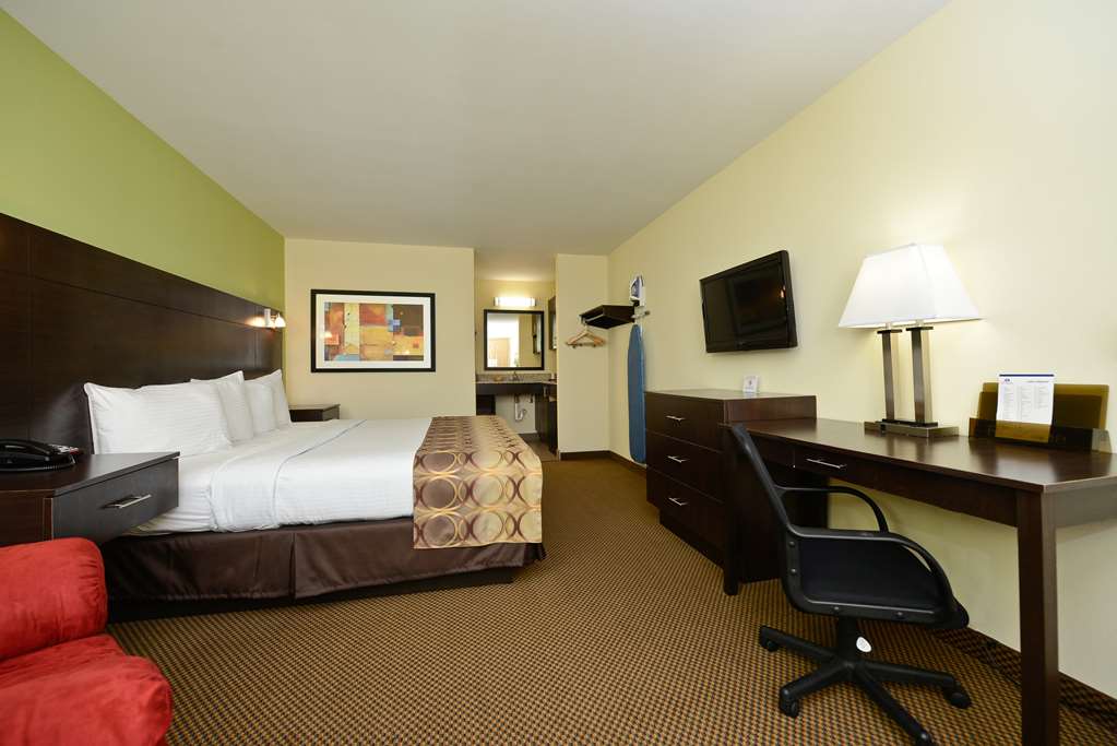 Americas Best Value Inn & Suites Lake Charles at I 210 Exit 11 - photo 9