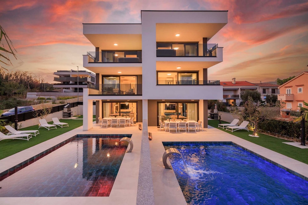 Villa Lea Magdalena Iii — 4-Star Luxury Hotel in Krk, Croatia