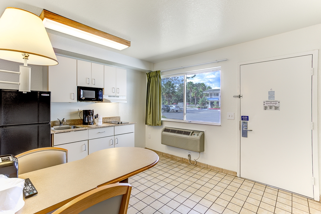 Studio 6 Kissimmee FL Orlando - photo 11