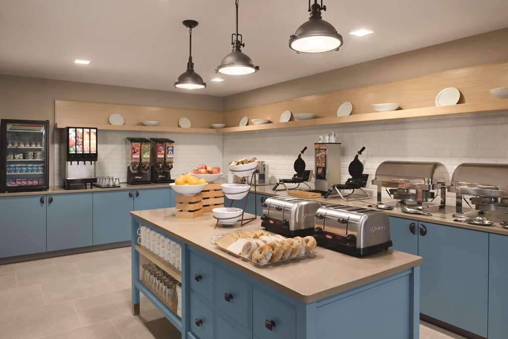 Country Inn & Suites by Radisson Ft. Atkinson WI - photo 21