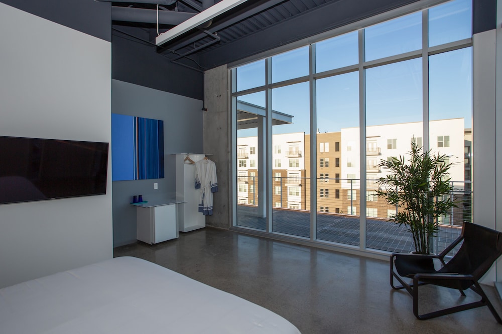 Hotel Revel - photo 28