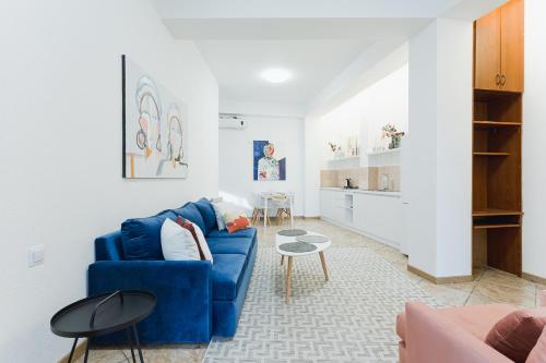 Meidan Bazaar Prime Location Apartment