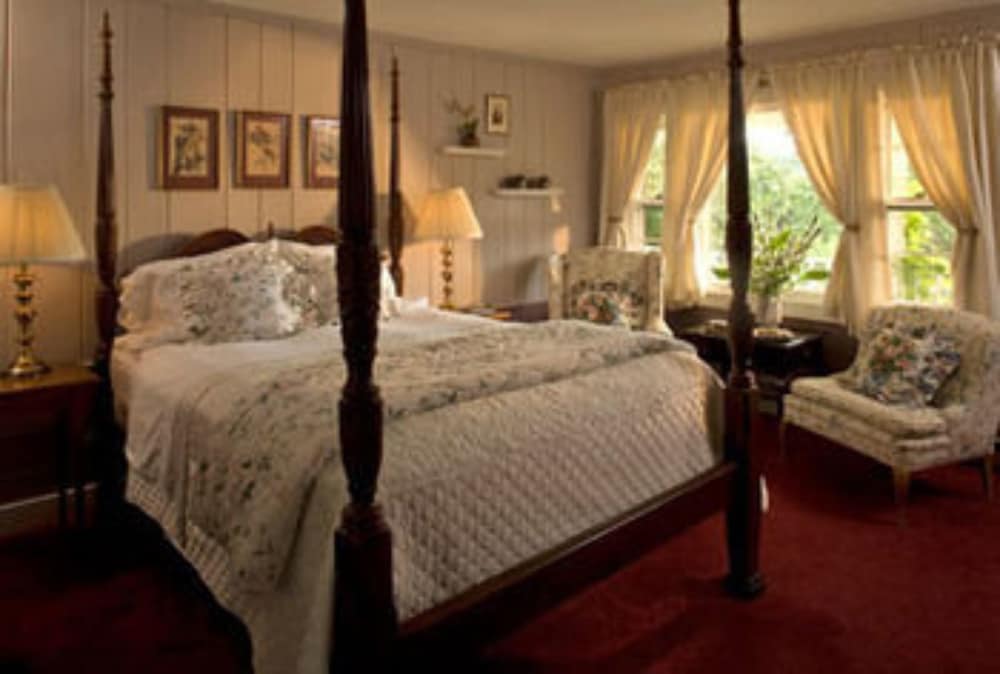 Deerhill Inn - photo 14