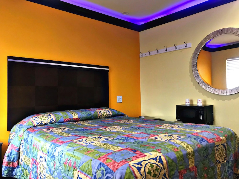Central Inn Motel - photo 16